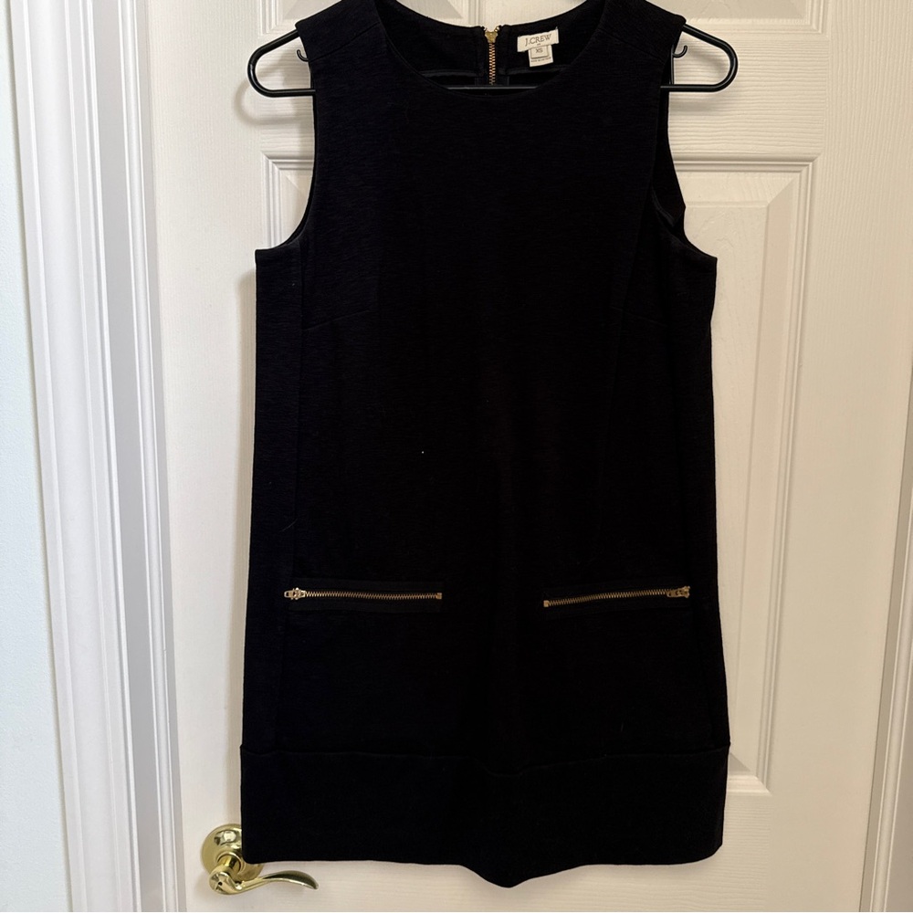 Jcrew Black Sleeveless Shift Dress Size XS gold detail